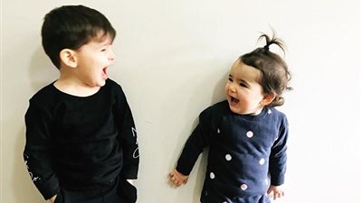 بالصور.. أم تصاب بالذعر بسبب لعبة طفلها