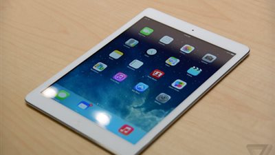 أبل تنوي إطلاق نموذج ذهبي لجهازها 