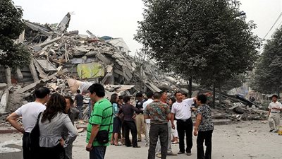 ارتفاع حصيلة قتلي زلزال سيتشوان إلى 125 شخصا