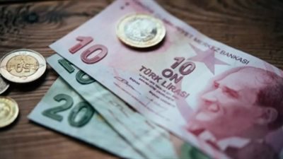 زلزال جديد يهز الاقتصاد التركي بعد أزمة الليرة