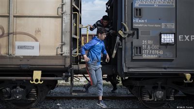 رحلة حياة أو موت.. قطارات الشحن وسيلة المهاجرين إلى ألمانيا