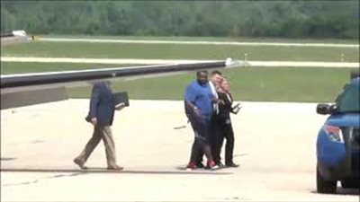 قاتل يشارك في تحدي «كيكي» رغم القبض عليه (فيديو)