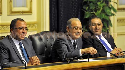 مجلس الوزراء يناقش تفعيل منظومة الشباك الواحد لتراخيص الاستثمار