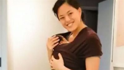 بالفيديو والصور.. شاهد كيف احتفلت امرأة بتحقيق حلمها بالحمل