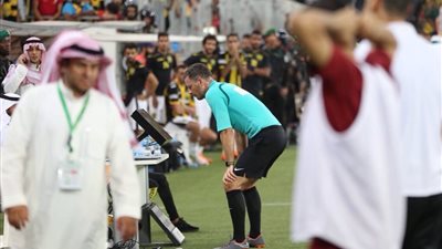 استخدام تقنية حكم الفيديو في لقاء السوبر السعودي