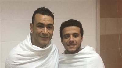 بالصور.. الحضري ومصطفى فتحي يؤديان مناسك العمرة