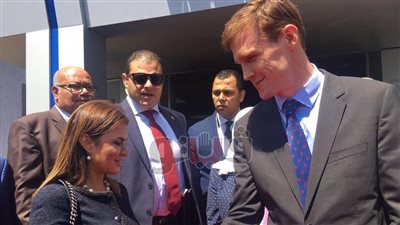 بالصور.. السفير البريطاني يفتتح مصنع «سيستمز» في 6 أكتوبر