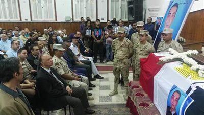 رئيس الإنجيلية يترأس الصلاة على الشهيد فادي مدحت في كنيسة عين شمس