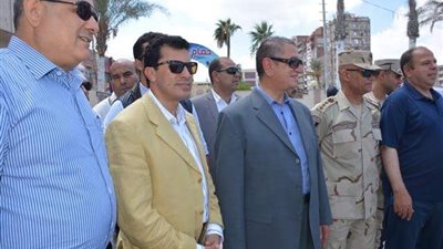 وزير الرياضة والمحافظ يتفقدان نادي كفر الشيخ (صور)