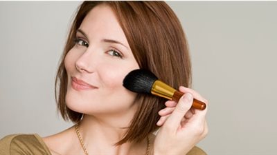 3 مواد طبيعية تعيد نضارة وصفاء بشرتك قبل إجازة العيد