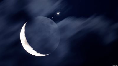 «قمر الحج» في تربيعه الأول.. الليلة