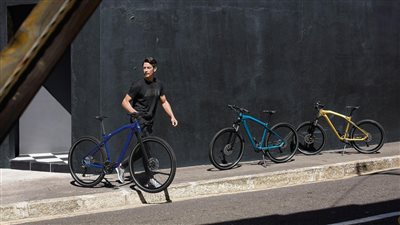 بالصور.. بي إم دبليو تصمم دراجة هوائية بتكلفة 25 ألف جنيه