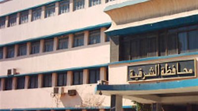 ليلة ساخنة في الشرقية.. انفجار بمحيط مديرية الأمن وآخر بجوار سور سجن الزقازيق العمومي.. خبراء المفرقعات يمشطون المنطقة.. تلفيات بإحدى سيارات الشرطة وسيارة ملاكي.. ولا خسائر بالأرواح