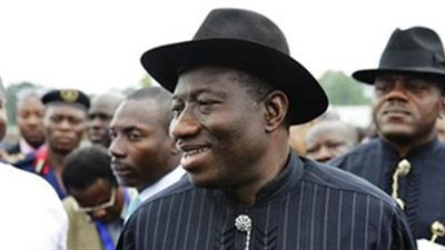 رئيس نيجيريا يعزى زعماء الصين وإيران وباكستان فى ضحايا الزلازل الأخيرة