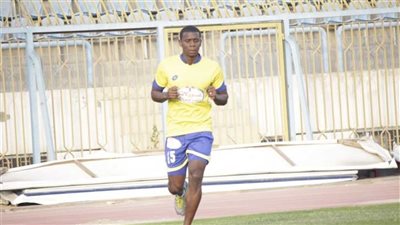 كالديرون يقود هجوم الإسماعيلي أمام المقاولون