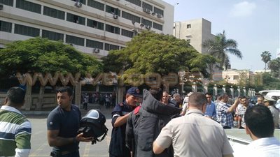 ننشر أول صور من موقع انفجار قنبلة ديوان محافظة الغربية