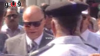 بالفيديو والصور.. مدير أمن القاهرة يتفقد حملة الإزالة بحلوان