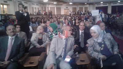بالصور.. رئيس جامعة القاهرة يفتتح فعاليات أسبوع التوعية