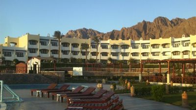 تقرير: إسرائيل تخلت عن طابا لمصر وتركت منتجعًا سياحيًا وفندقًا كبيرًا