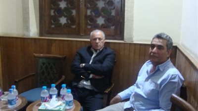 بالفيديو.. أبو ريدة وعبد الغني والقصاص في عزاء زوجة وجيه أحمد