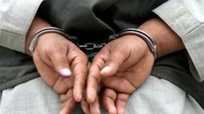 ضبط بقال استولى على أموال المواطنين للاتجار بالآثار في القليوبية