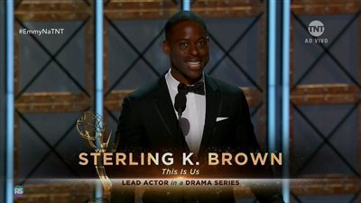 ستيرلنج كي براون يفوز بجائزة أفضل ممثل درامي في «إيمي»