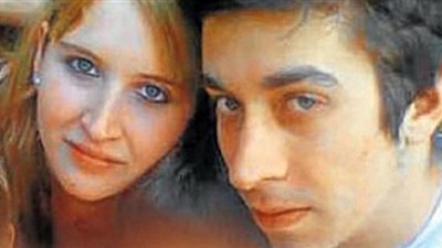 أخ وأخت يقتلان والديهما ويأكلان جثتيهما قبل حرقهما