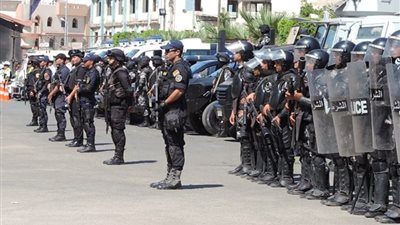 الداخلية تبدأ نشر قواتها لتأمين المواطنين في عيد الأضحى.. شرطة نسائية بالحدائق والسينمات.. ضباط المرور أعلى الطرق لخدمة قائدي السيارات.. و«سيارات أمان» تبيع اللحوم بأسعار مخفضة (فيديو وصور)