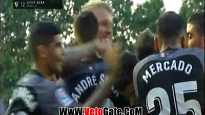 «إشبيلية» يتقدم بثلاثية على رايو فاليكانو بالشوط الأول (فيديو)