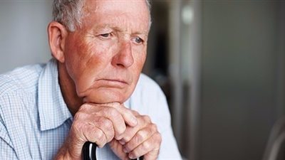 استشاري مخ وأعصاب يكشف العلامات الأولية للإصابة بألزهايمر