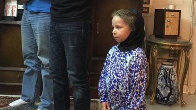 حفيدة شريف منير تقلده في صلاة المغرب