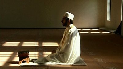 دراسة حديثة: الصلاة تساعد في علاج المرضى