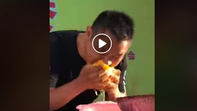 لقطات طريفة لتحدي أكل المانجو (فيديو)