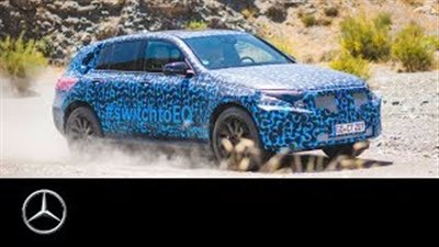 مرسيدس تستعرض مهارات أولى سياراتها الكهربائية EQC (فيديو)