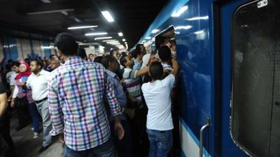 غضب برلماني بسبب تكرار توقف حركة المترو.. لجنة النقل تتهم الإدارة بالفشل.. عماد محروس: ذريعة لتحريك أسعار التذاكر.. وعلاء والي: «خطر» يهدد المواطنين