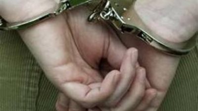 حبس مسجل خطر انتحل صفة ضابط شرطة لسرقة المواطنين