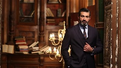 ياسر جلال ينفي استخدامه مواقع التواصل: «معنديش صفحات»