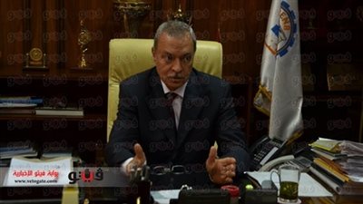 محافظ قنا يتفقد لجان الاستفتاء على الدستور