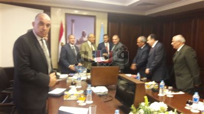 بالصور.. محافظ الإسكندرية ووزير التنمية المحلية يكرمون 3 رؤساء أحياء