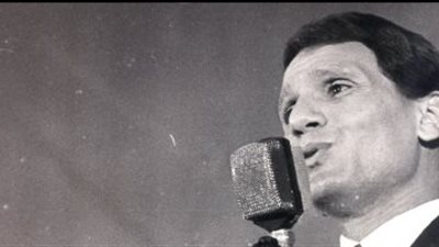 عبد الحليم حافظ يقدم التهنئة للمصريين في العيد