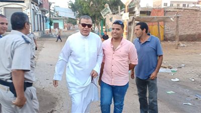 وزير القوى العاملة بـ«الجلباب الأبيض» في صلاة العيد بالشرقية (صور)