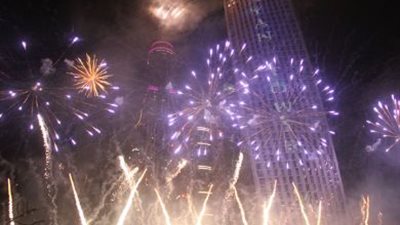 الألعاب النارية تغطى سماء «عين شمس» قبل صلاة عيد الأضحى
