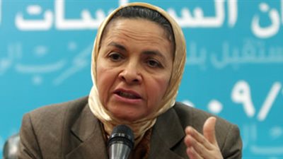 قطاع الأعمال تائه بين خبرة «العواجيز» وغياب الصف الثاني.. «الحماقي»: العبرة بالكفاءة وليس السن.. «عبده»: يجب مراعاة الأرباح والخسائر.. و«مغاوري»: معايير الاختيا