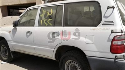 بالصور.. شروط وأنواع السيارات المعروضة للبيع بجمرك مطار القاهرة