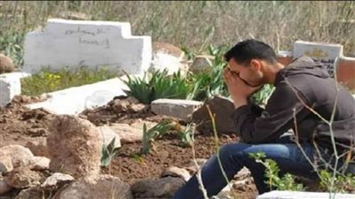 أفضل 20 دعاء للميت