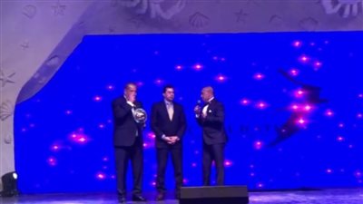 لدعمها الكرة الأفريقية.. تكريم خاص من الاتحاد الأفريقي لوزارة الشباب بحفل جوائز الكاف | فيديو