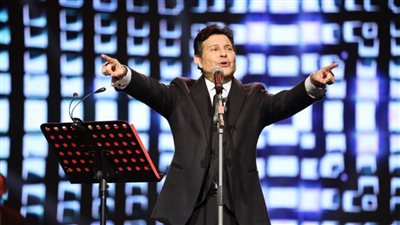 هاني شاكر يتألق في حفل 