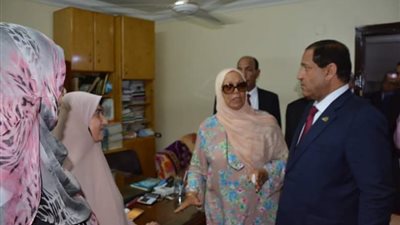 محافظ الغربية يزور دور رعاية الأيتام للتهنئة بعيد الأضحى