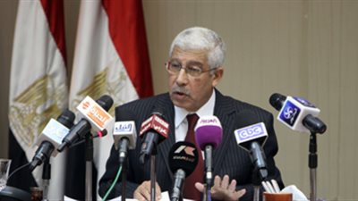 الحكومة تنتهى من خطة تطبيق الحد الأدنى والأقصى للأجور