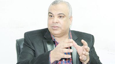 قيادي بـ«الوفد» يحذر من خطر المال السياسي على البرلمان القادم